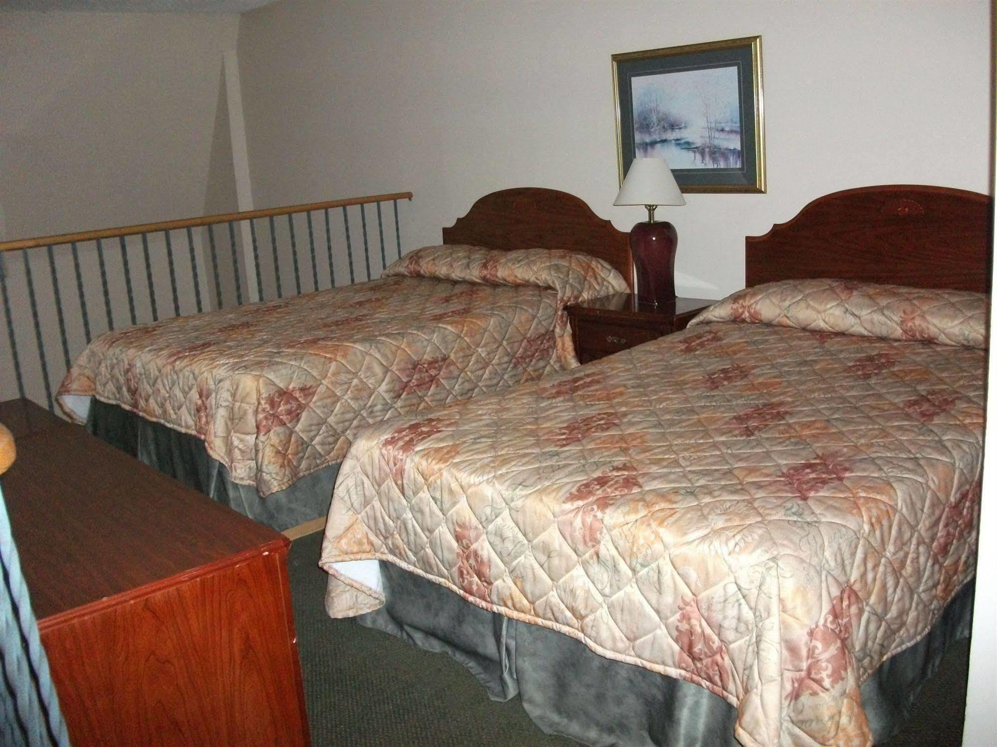 Travelodge By Wyndham Wasaga Beach Rom bilde