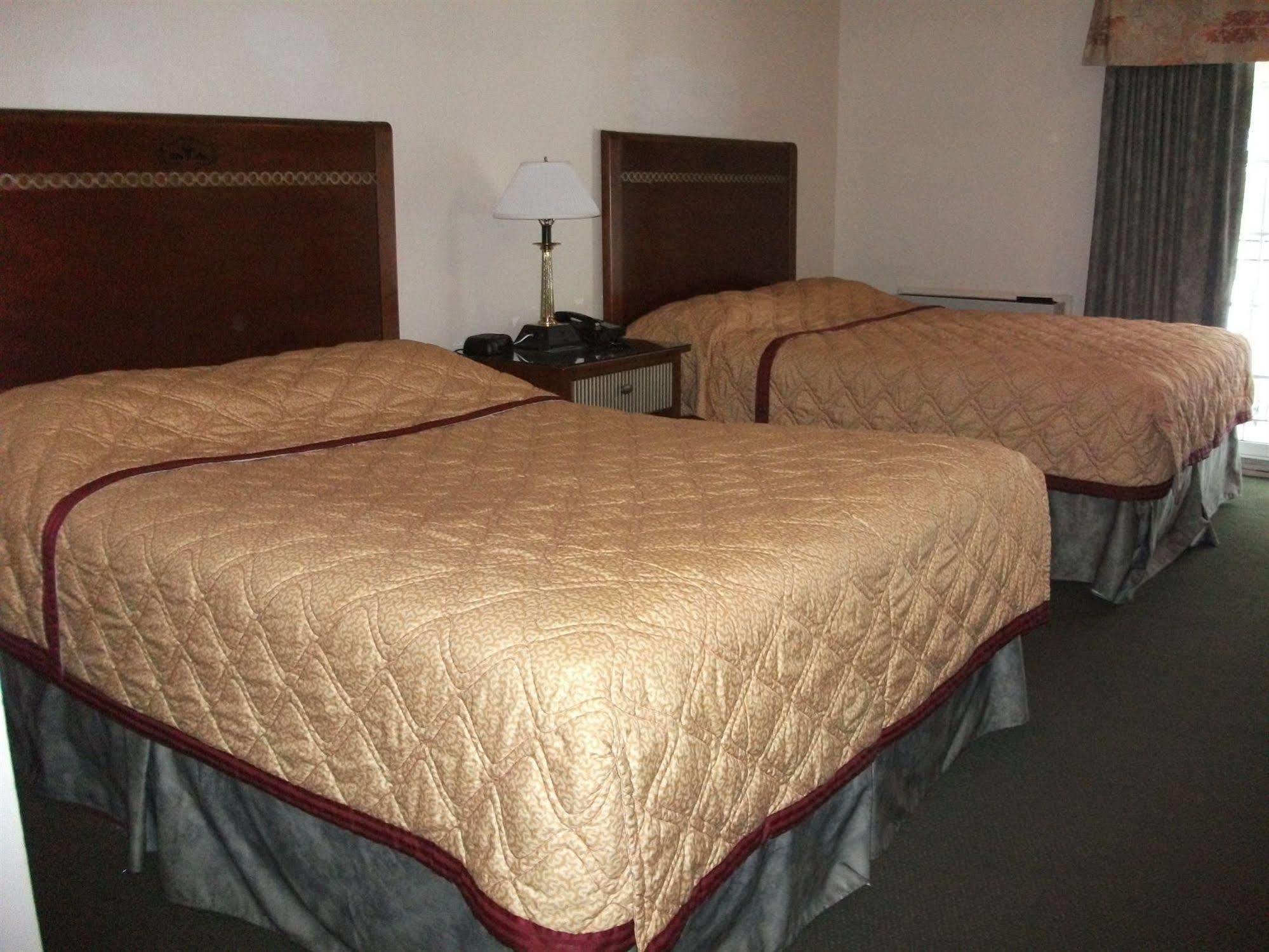 Travelodge By Wyndham Wasaga Beach Eksteriør bilde