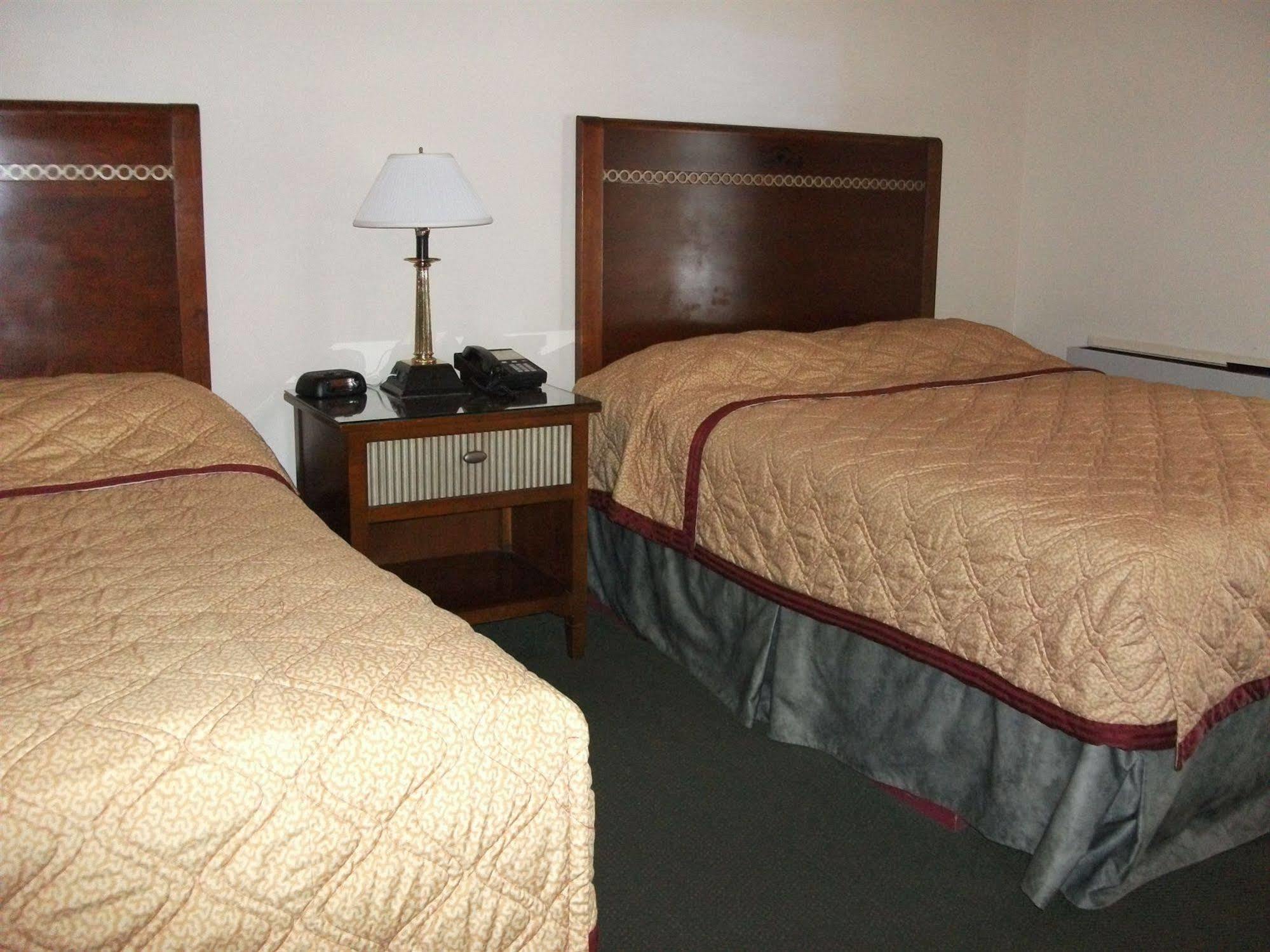 Travelodge By Wyndham Wasaga Beach Eksteriør bilde